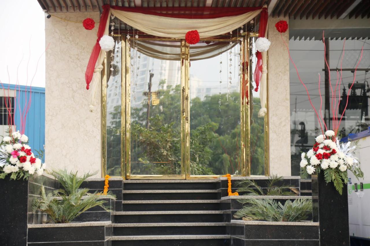 Awadh Inn Noida Exterior foto